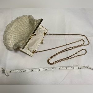 Carla Marchi White Beaded Clam Shell Evening Clutch/Purse